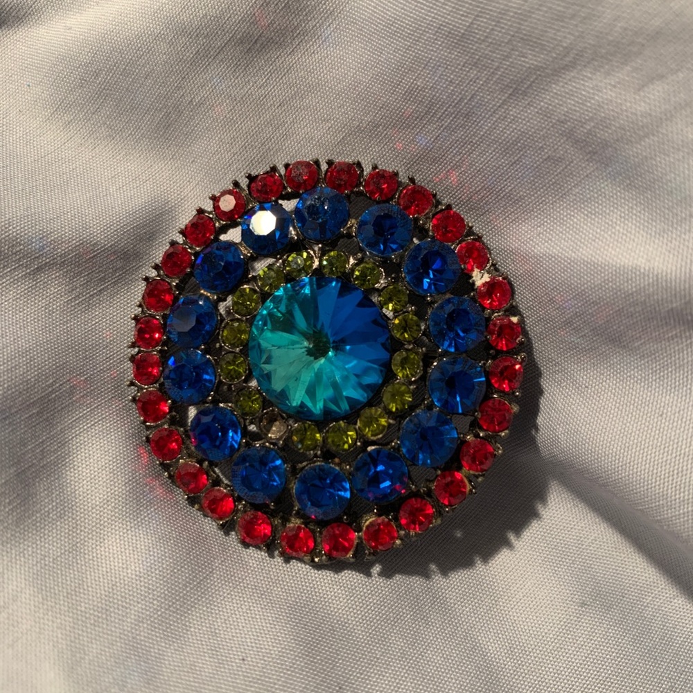 Chico’s Brooch